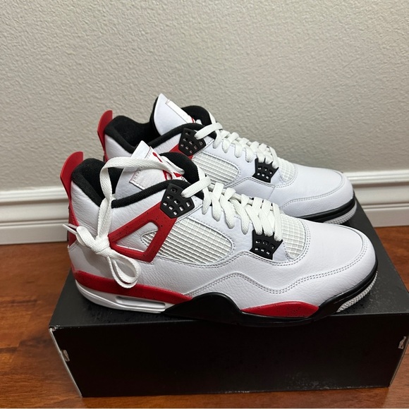 Jordan 4 Retro Red Cement Size 11 - Picture 4 of 10